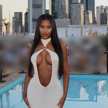 Sexy Naomi, Berlin