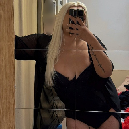 TS Mina *NUR FÜR PAAR TAGE*, Ulm