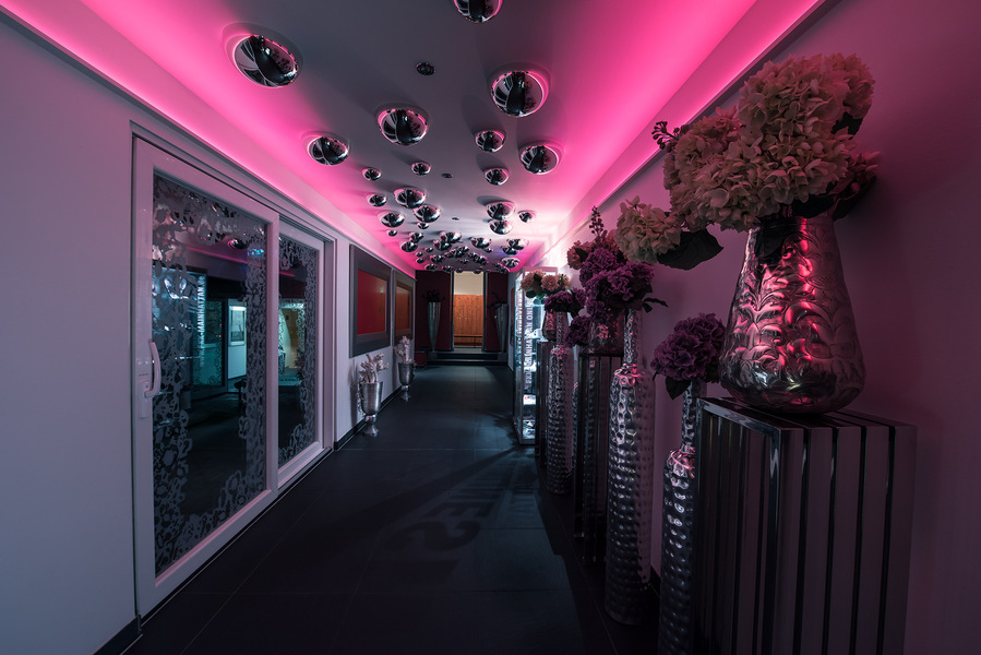 Foto von Einzig, aber nicht artig