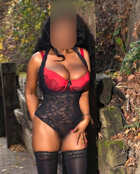 Foto von Vanessa - Exotischer Schokotraum