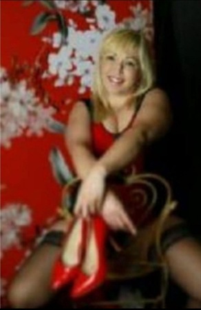 Weiße Hexe Marina mit Gold Hand - Plaisir d'Amour, Göppingen