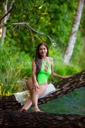 Sabina im Studio Royal, Herford