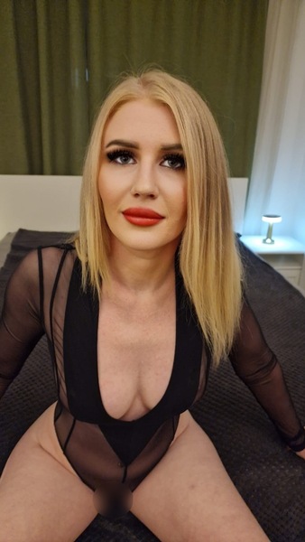 Foto von Alessia - nur mit Termin!