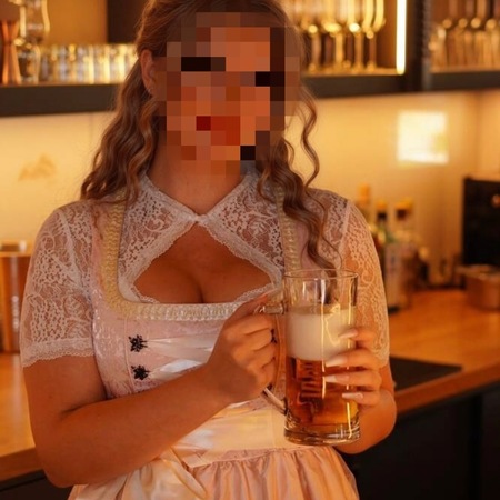 CURVY NORA * Neue Nummer, Hannover