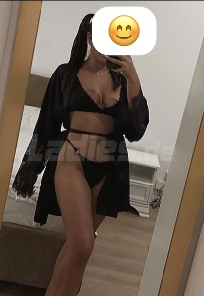 Foto von Elli 24 J. Hot