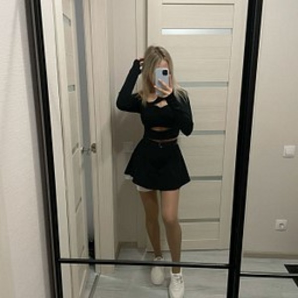 Foto von Yami Hausbesuche und Party