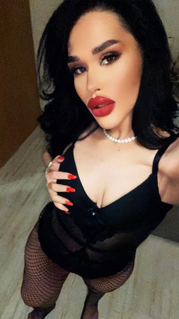 Celine neu im Haus 65, Ulm