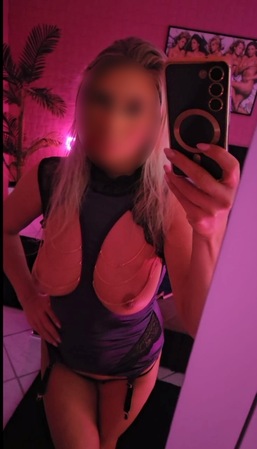 Vanessa-Top Service 100%, Paderborn