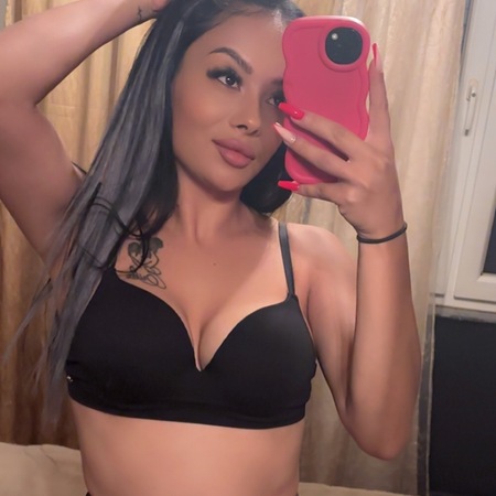 Alexa New, Hamm