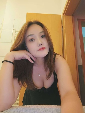 Gina, Suhl