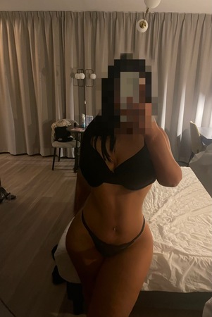 BRANDNEU! Deutsch Italienerin Giulia, Düsseldorf