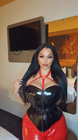 Blackpearlx666 Domina kein S*x, Essen