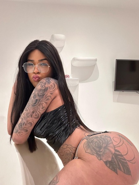 Foto von TS Thayná Rodrigues