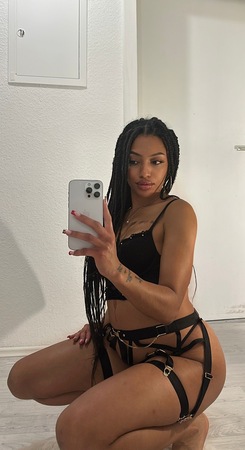 Nastasya, Düsseldorf