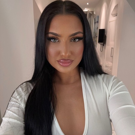 <img src="https://static.ladies-cdn.de/ladies/images/static-cdn/ladies-stars/img/ladies-stars-logo-icon.svg" class="starsContentIcon" />Shirin - 18 jährige Maus NEU in Frankfurt, Frankfurt am Main