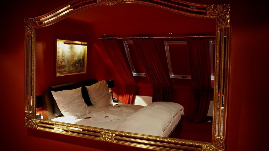 Foto von Hamburgs größter und elegantester Nachtclub