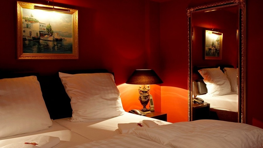 Foto von Hamburgs größter und elegantester Nachtclub