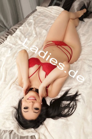 VIVIAN LATINA AV & DT KÖNIGIN, München