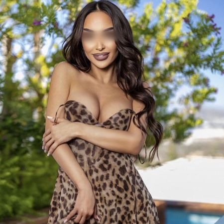 Mia aus Österreich 10 Teeny Girls 18+, Night and Day