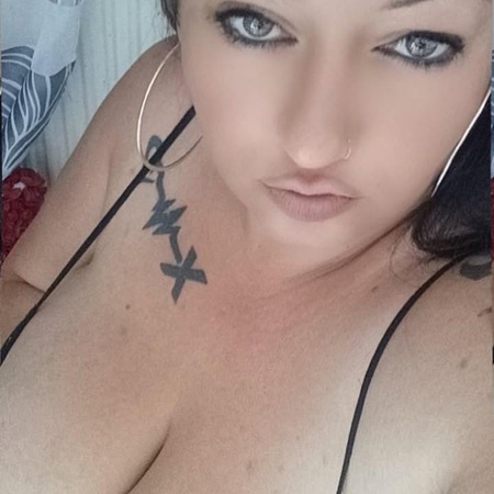 Sela mollig mit xxxl Naturbrüste und 24/7 Party, Heilbronn