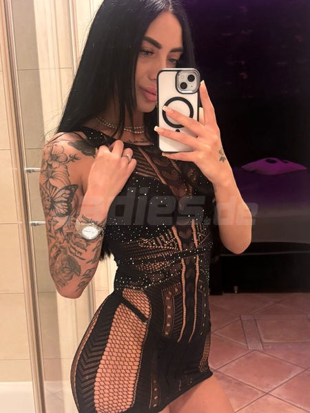 Foto von Elena Mit Originalbilder