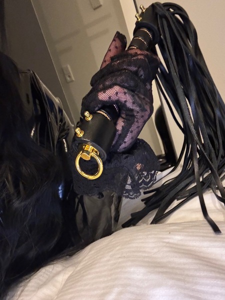 Deutsche Domina Lucy - Nur Haus & Hotelbesuche – Dusseldorf photo 4