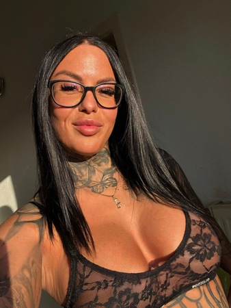 Mia deutsch, Magdeburg