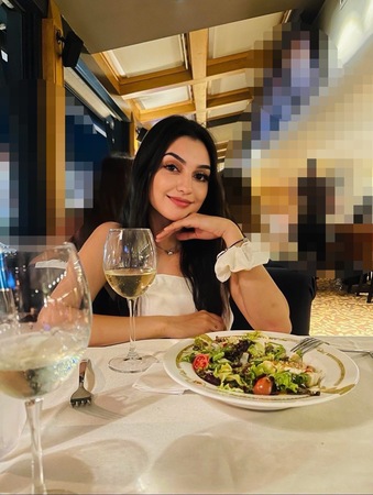 Elena ZUM erste mall in deiner Stadt, Leer (Ostfriesland)