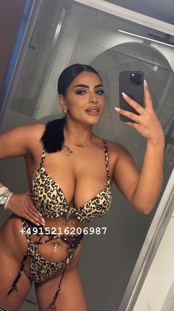 Jasmine Party Girl (18+), Düsseldorf