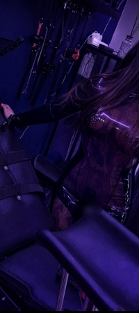 Deutsche Sera in Lack und Latex, Halle (Saale)