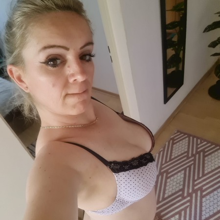 Suzi, Chemnitz