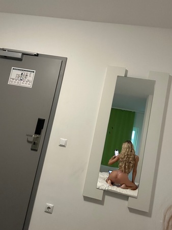 ganz NEU! deutsche Laura, Erlangen