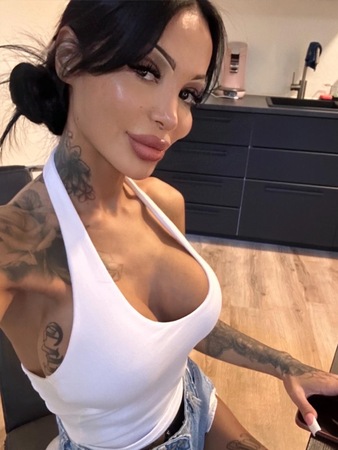 Jasmin Deutsch/Türkin, Köln