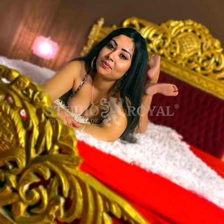 Paulina im Studio Royal, Paderborn