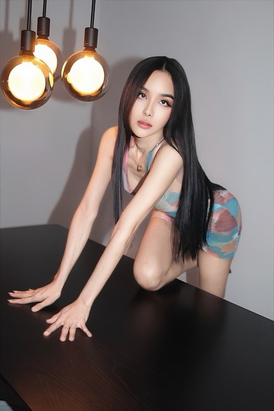 Foto von AV LINZI,  Super Hot!