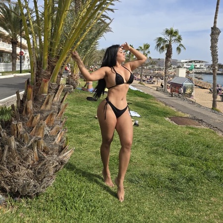 Alinda 25 Jahre, Essen