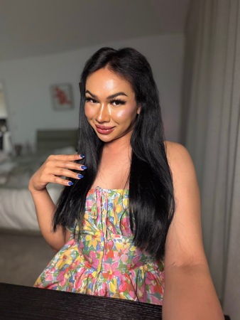 Napa Thai ladyboy, Hamburg