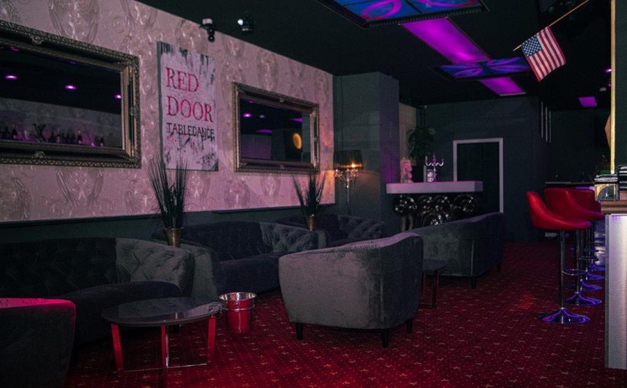 Foto von Tabledance RED DOOR