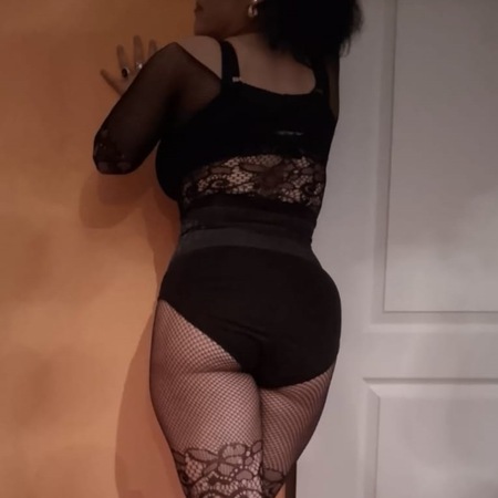 "Kiki mit asiatischen Wurzen und viel Oberweite", Leipzig