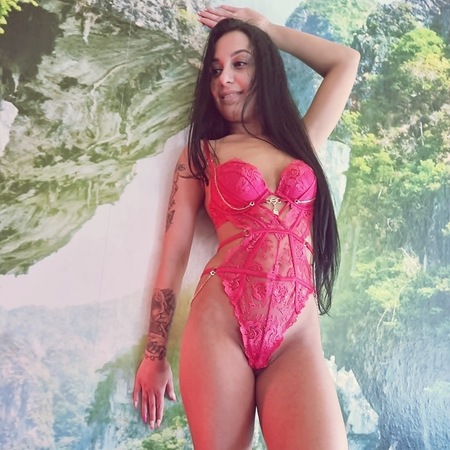 LOLA - Junges Girl 19J, Regensburg