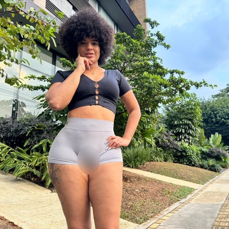 Clara *GANZ NEU*