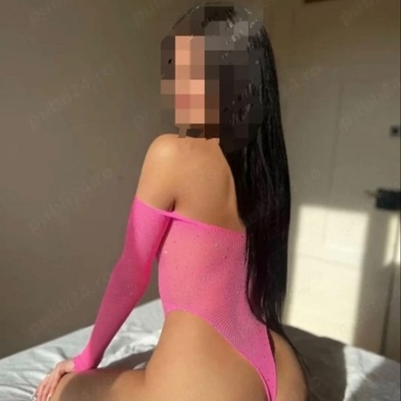 Cassie in der Villa Venezia Trier