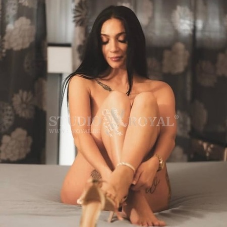 Chloe im Studio Royal, Osnabrück