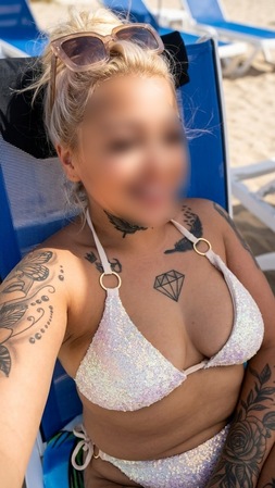 Anna-nur H&H Besuch GANZ NEU, Düsseldorf