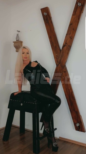 Foto von ANNA NEU