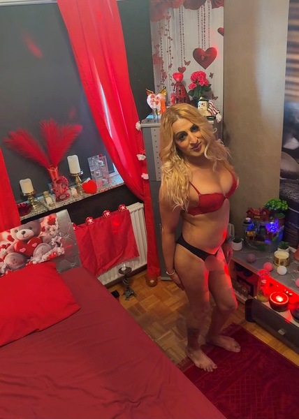 Foto von TS Danaya