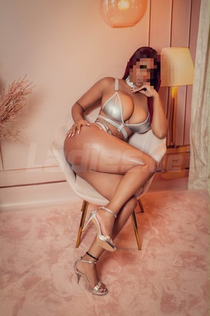 Leonela - Latina Dame - 100% originale Bilder, Regensburg