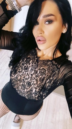 Celine im Casa Bella 7, Leipzig