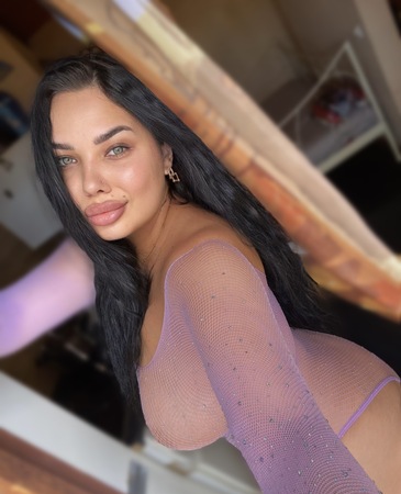 SELENA NEU NEU NEU, Darmstadt