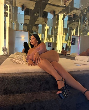 SELENA NEU NEU NEU, Darmstadt